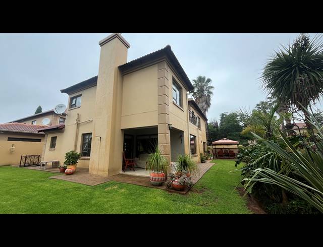 3 BEDROOM SECTIONAL TITLE FOR SALE IN BENONI NORTH